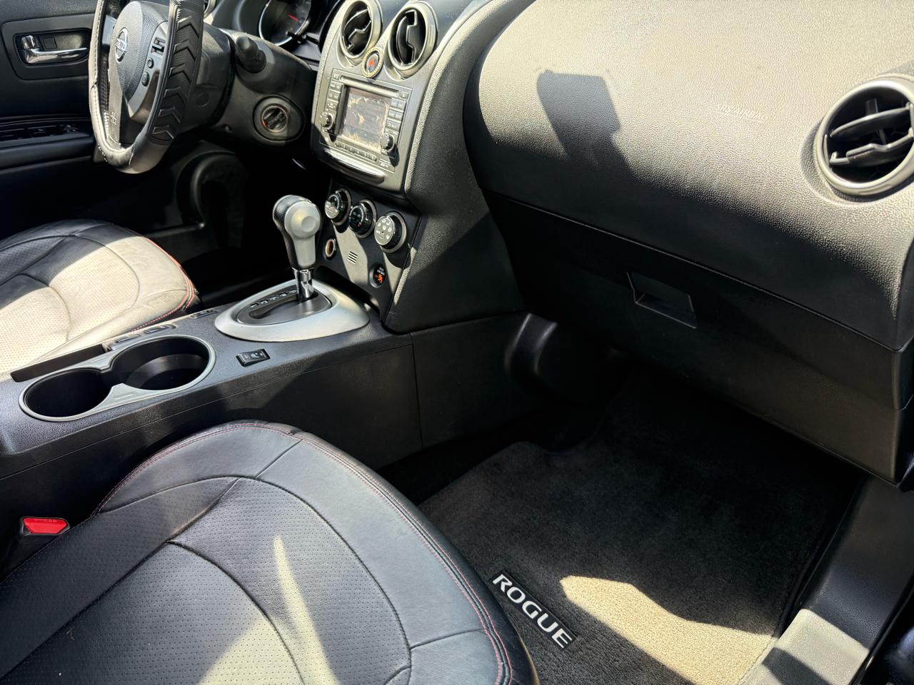 Nissan Rogue S AWD 2012