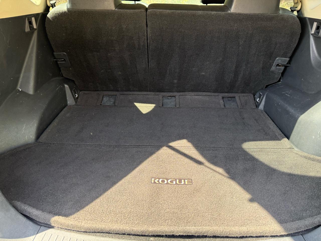 Nissan Rogue S AWD 2012