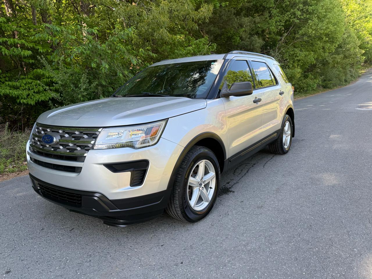 Ford Explorer Base 4WD 2019