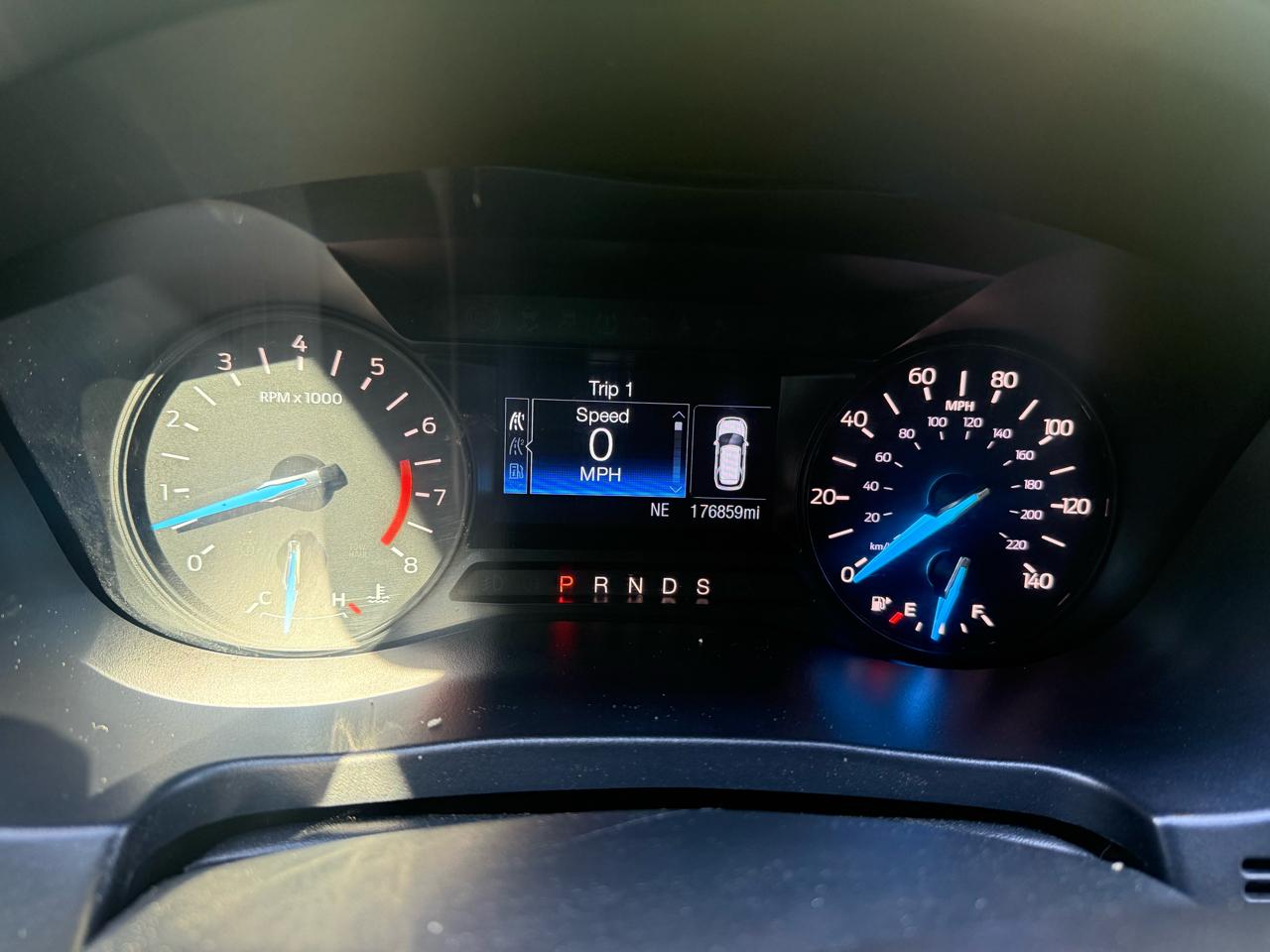 Ford Explorer Base 4WD 2019