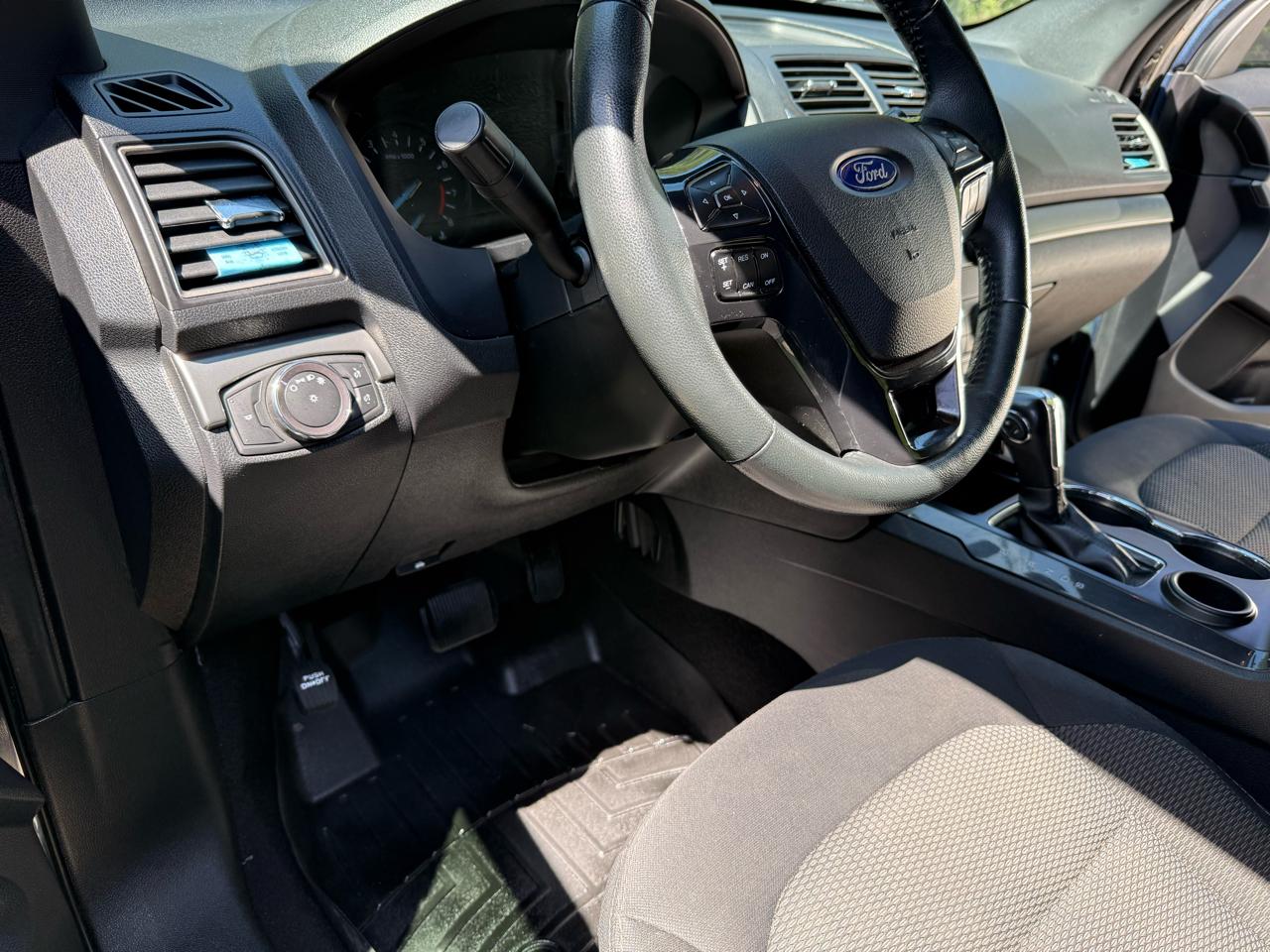 Ford Explorer 4dr 112" WB XLT 2019