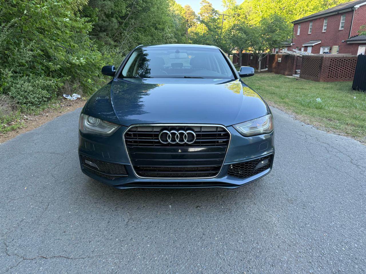 Audi A4 2.0T Premium Sedan 2016