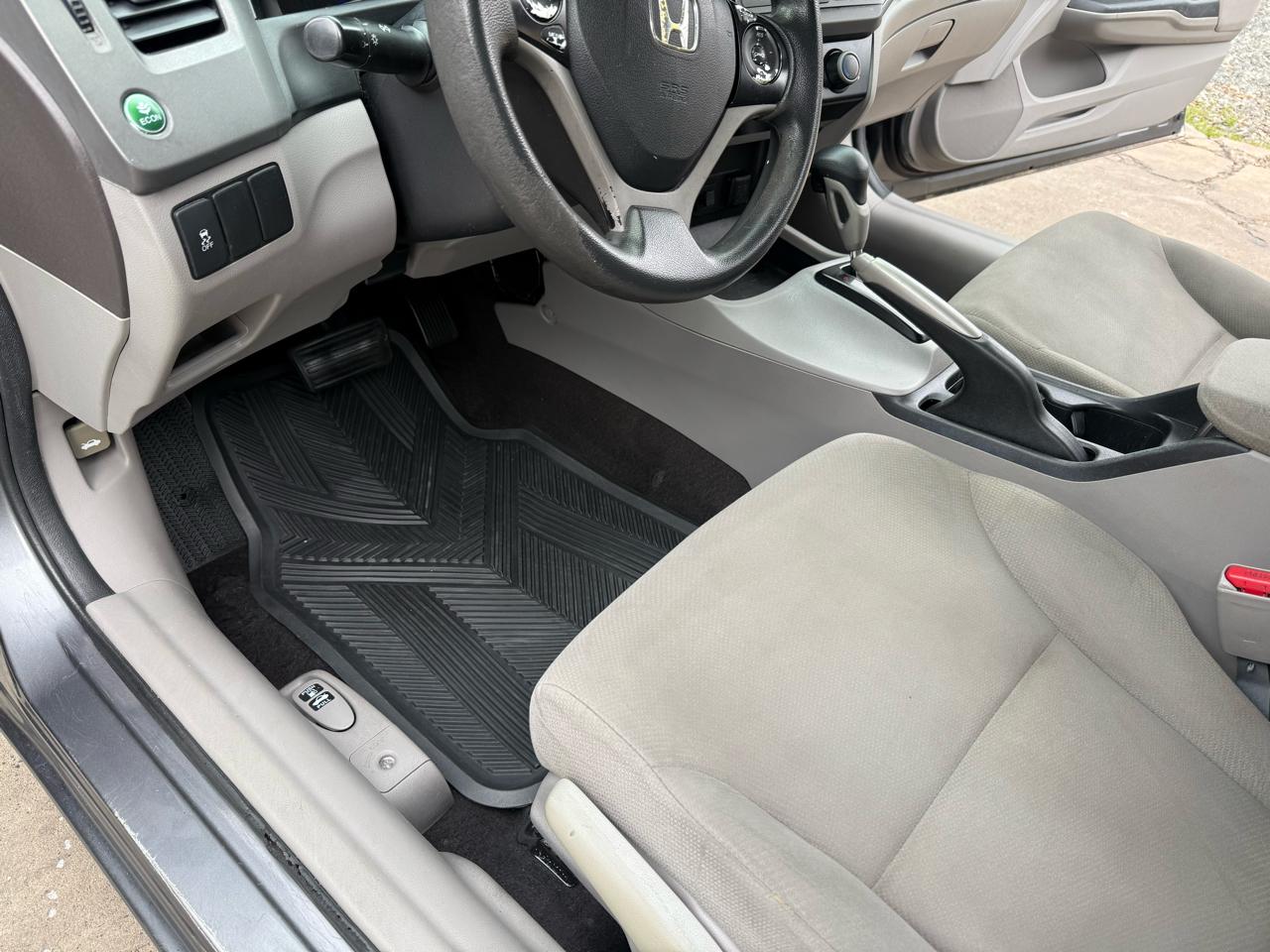Honda Civic 1.5 4-Door Sedan 2012