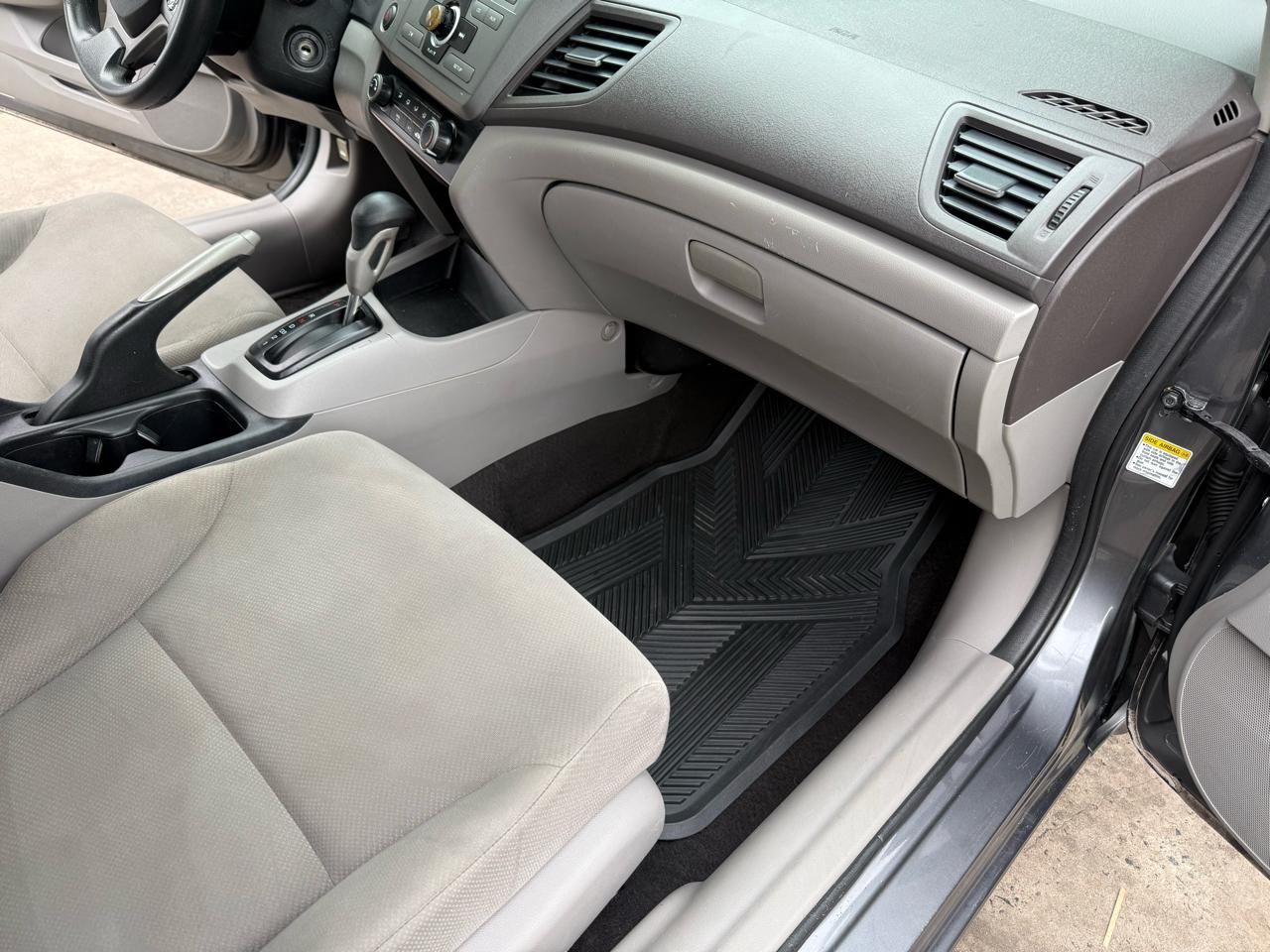 Honda Civic 1.5 4-Door Sedan 2012