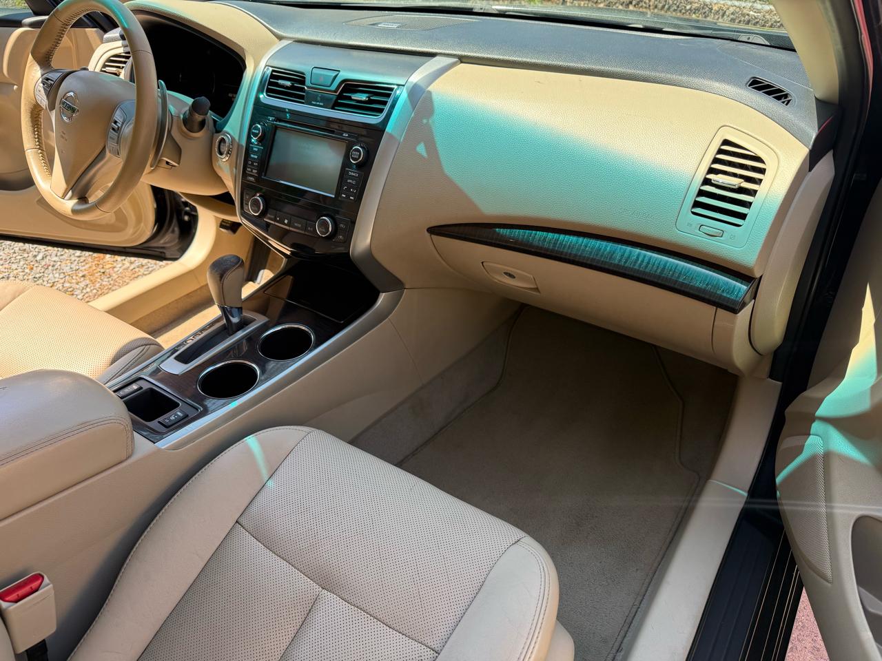 Nissan Altima 3.5 SV 2014
