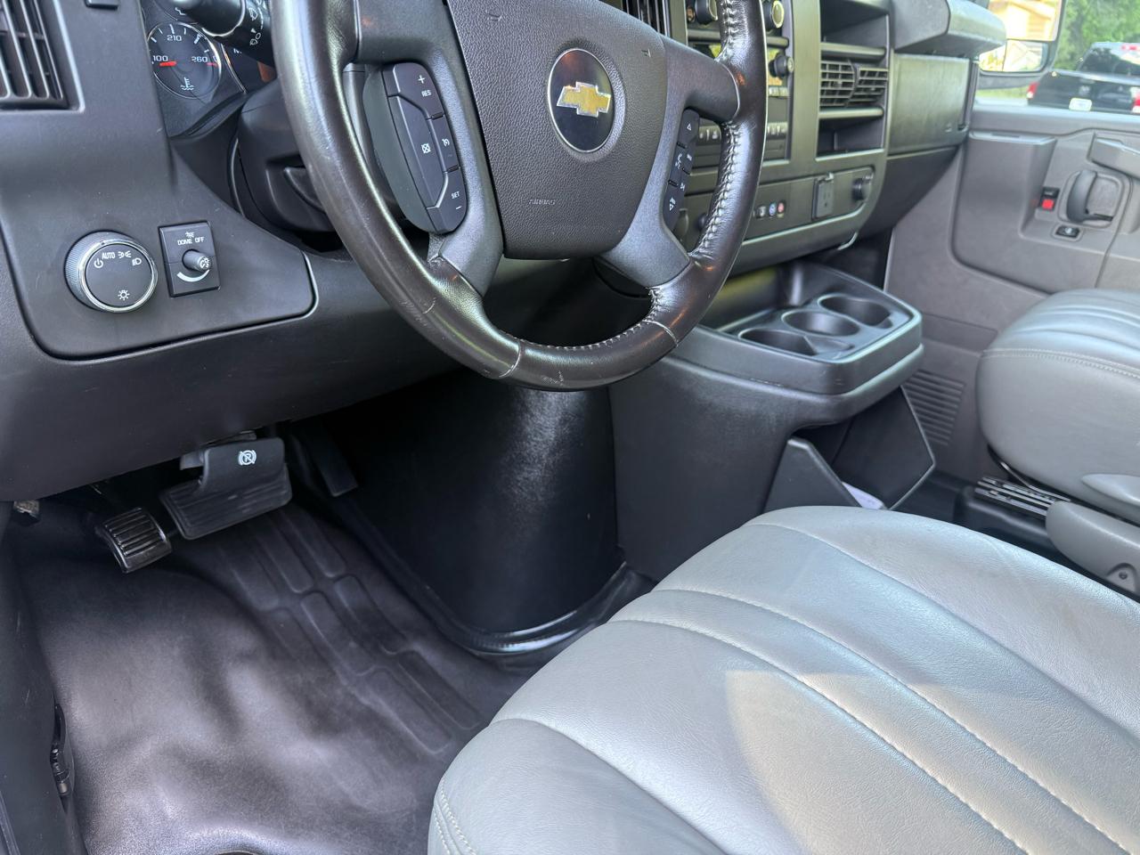 Chevrolet Express 2500 Cargo 2021