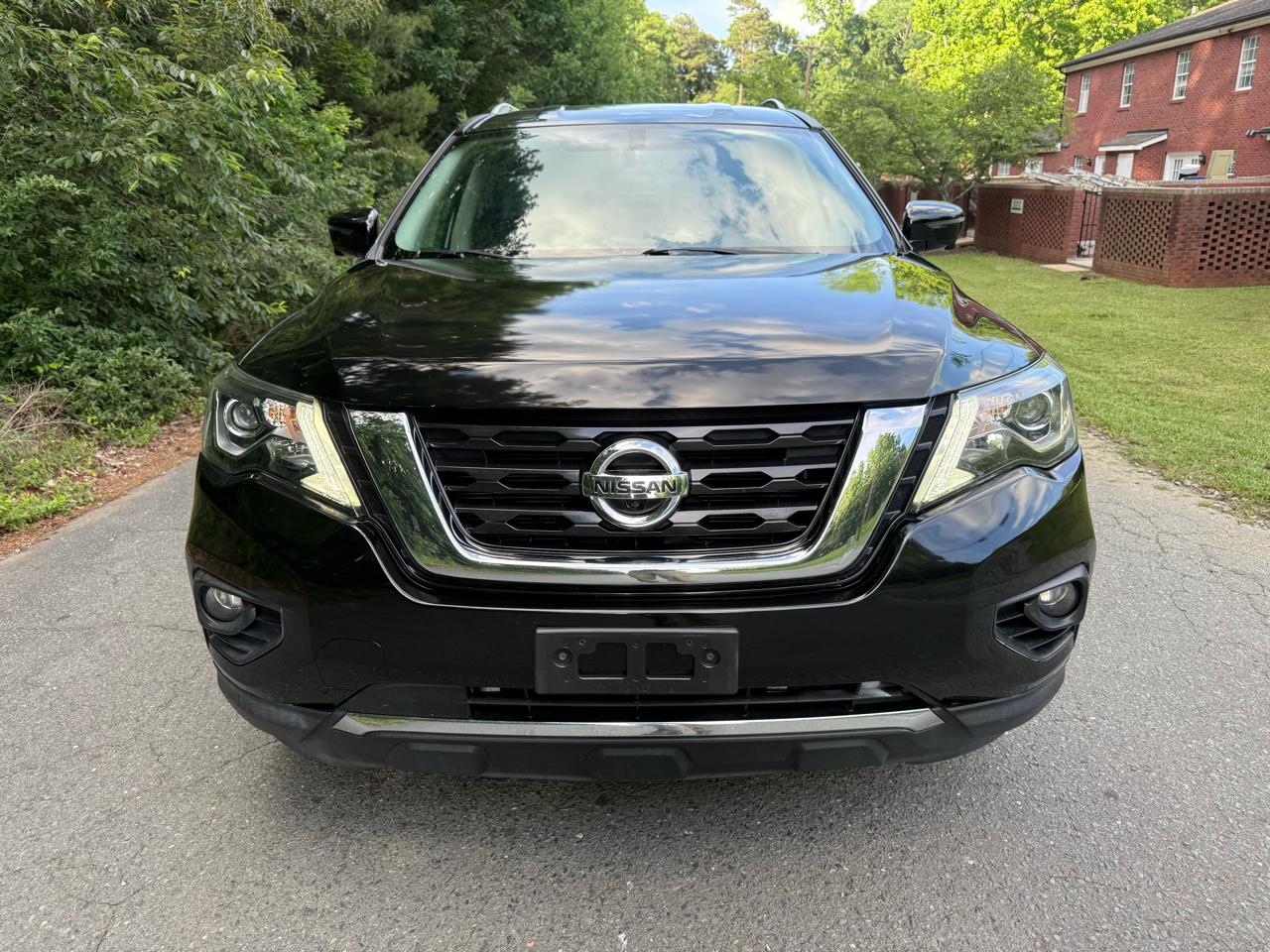 Nissan Pathfinder Platinum 4WD 2017