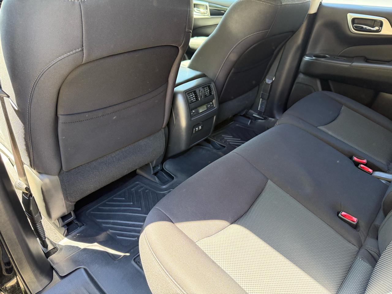 Nissan Pathfinder S 2WD 2019