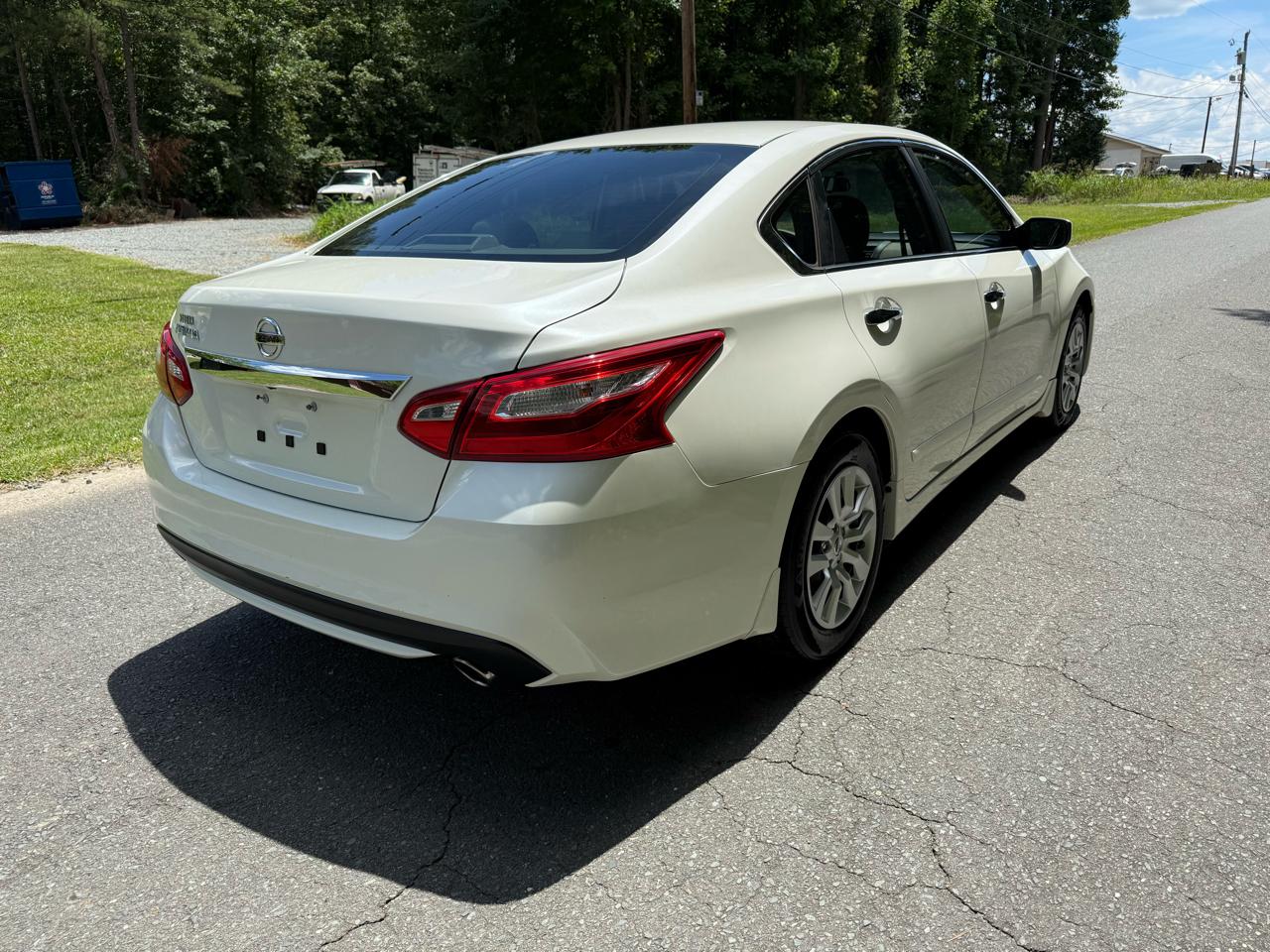 Nissan Altima 2.5 SR 2016