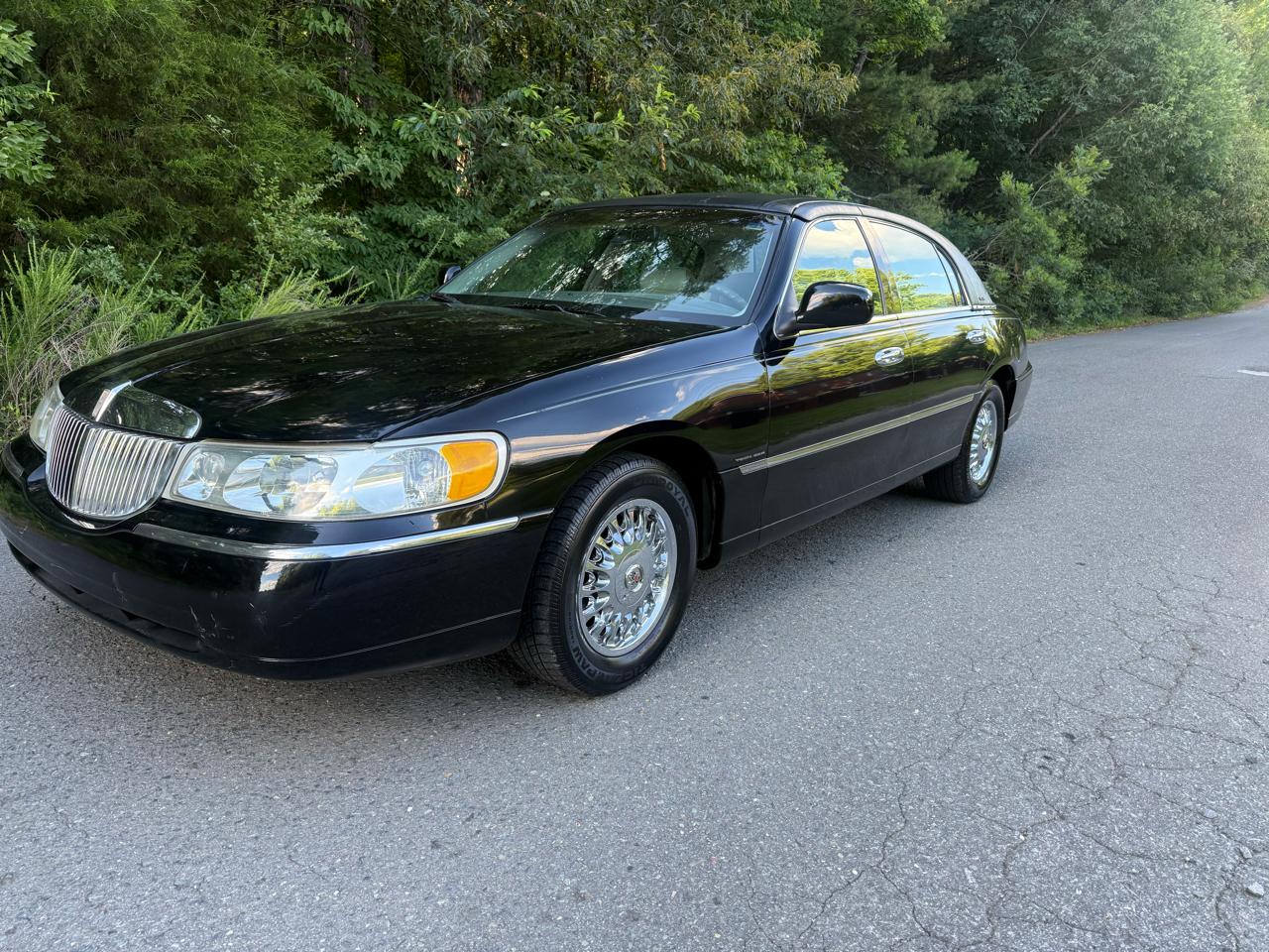 1998 Lincoln Town Car Executive