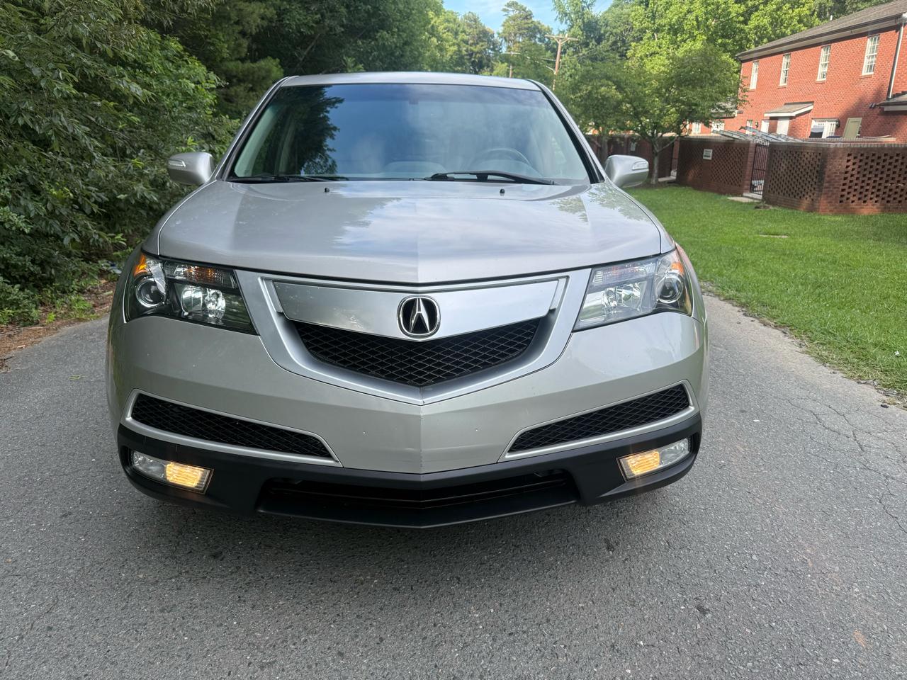 Acura MDX 6-Spd AT w/Tech Package 2011