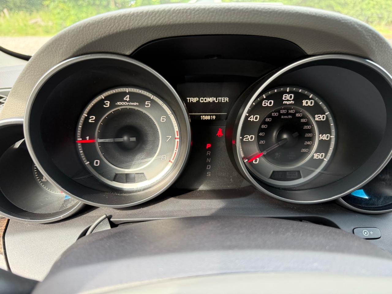 Acura MDX 6-Spd AT w/Tech Package 2011