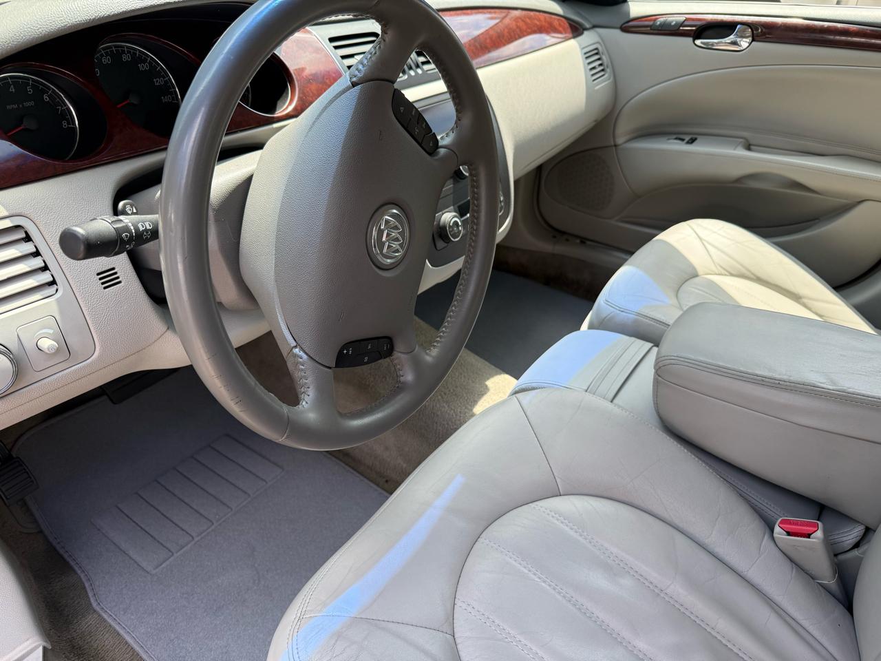 Buick Lucerne CXL V6 2006