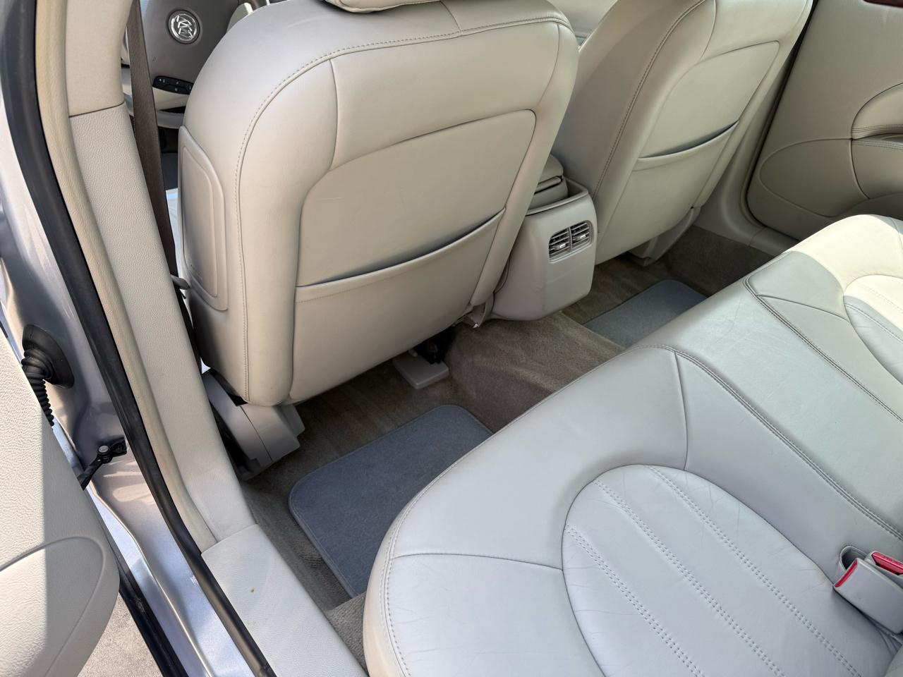 Buick Lucerne CXL V6 2006