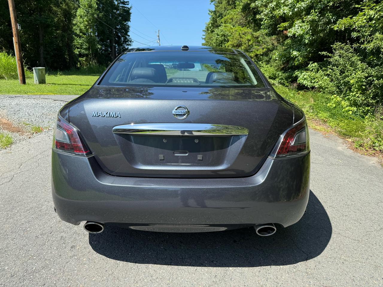 Nissan Maxima SV 2012