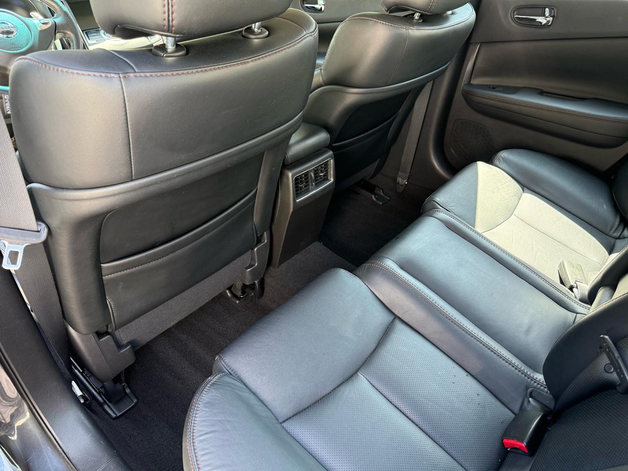 Nissan Maxima SV 2012