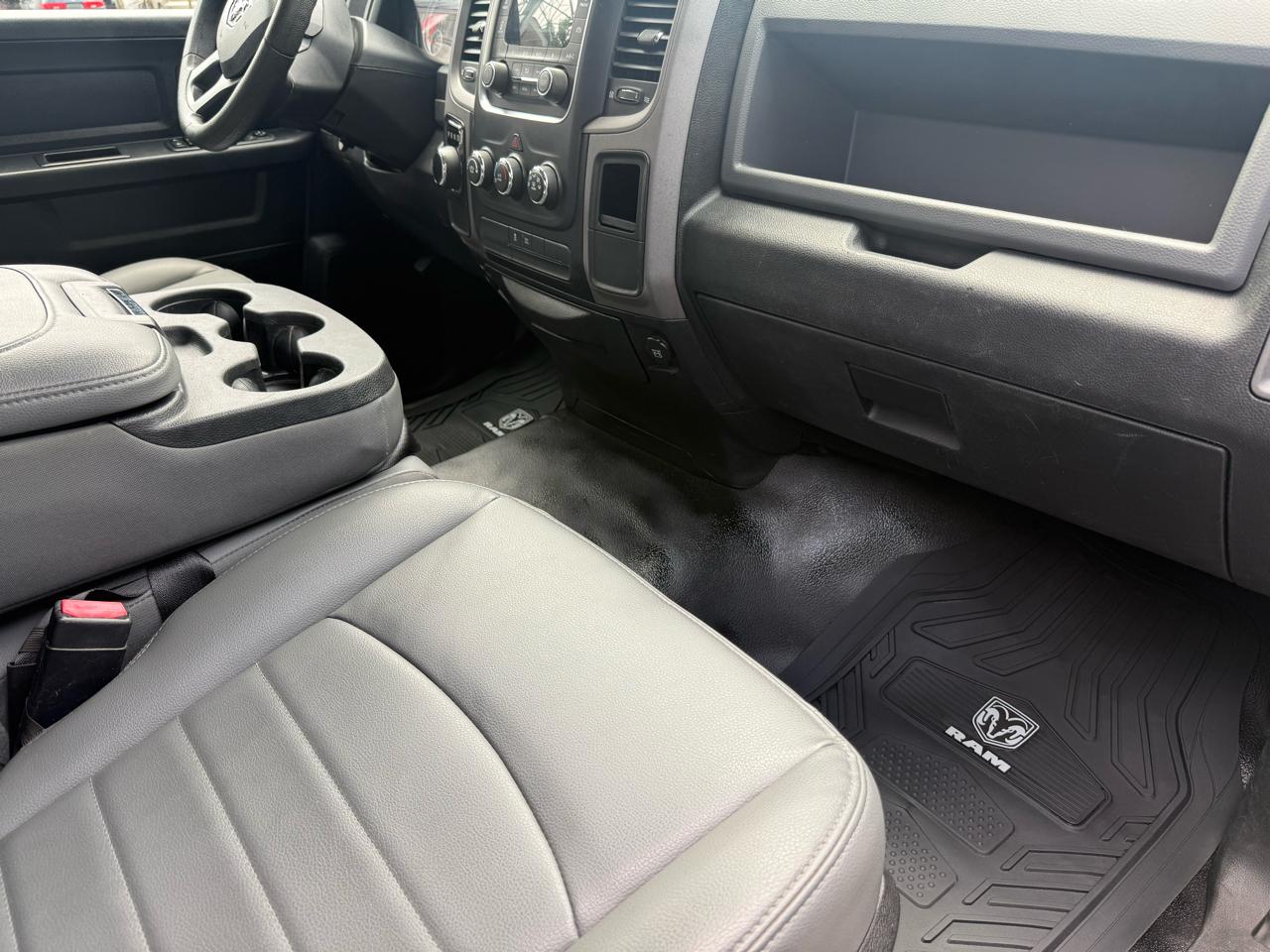 RAM 1500 2WD Crew Cab 149" Tradesman 2017