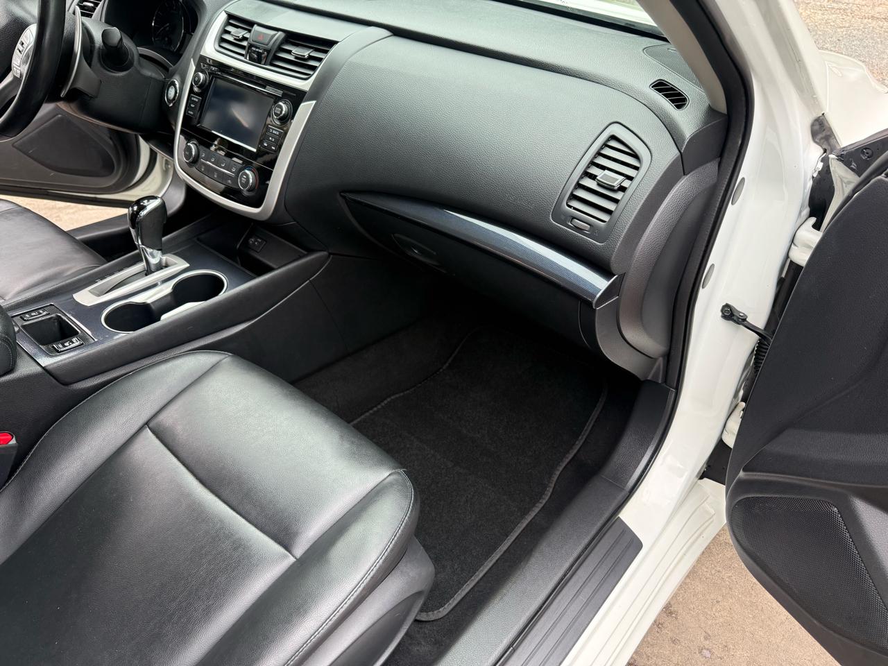Nissan Altima 2.5 SV 2018