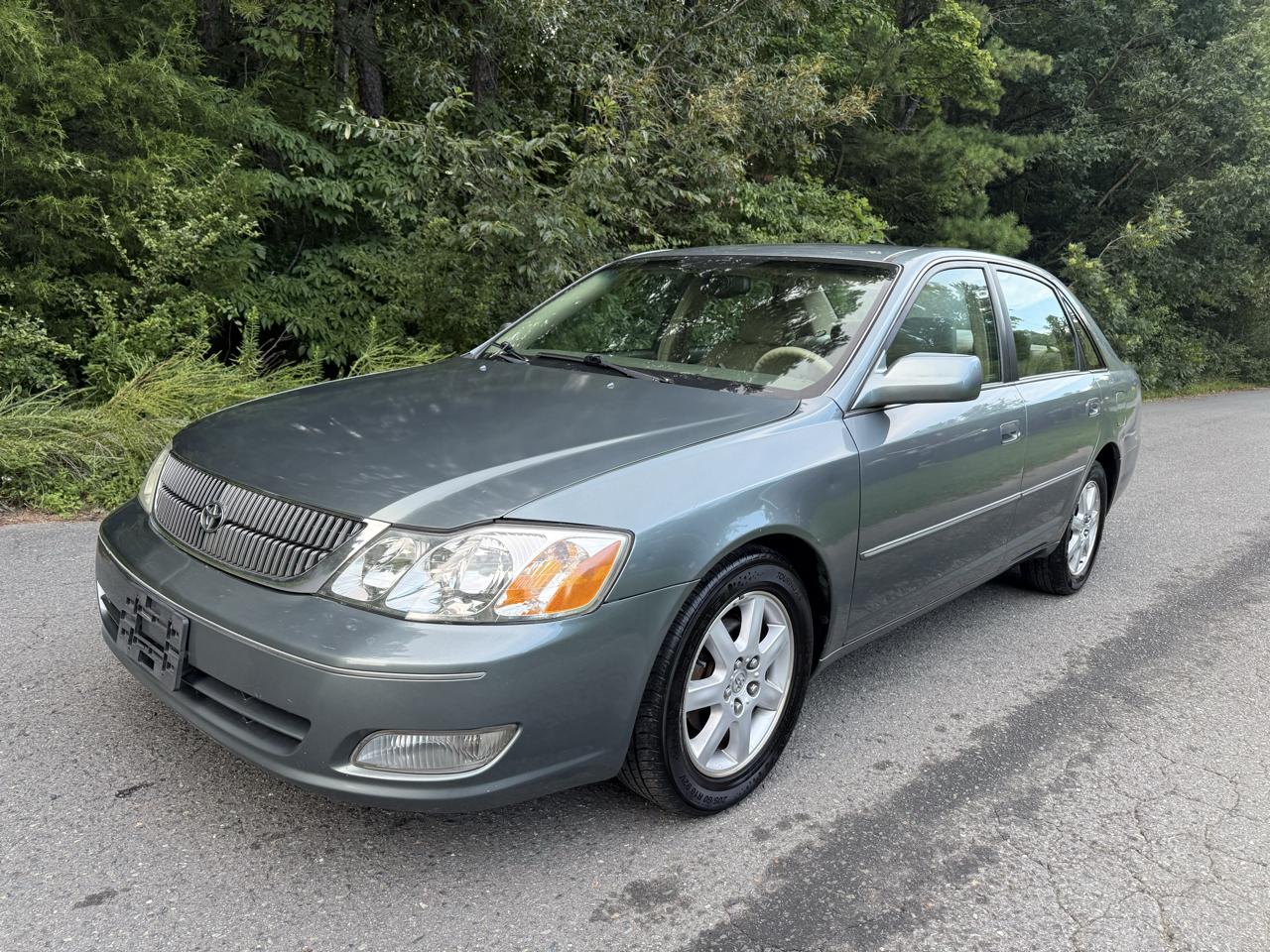 2000 Toyota Avalon XL