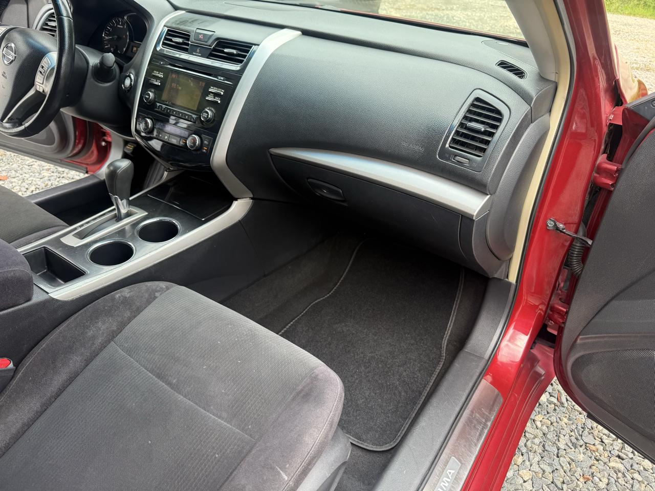 Nissan Altima 2.5 SV 2013