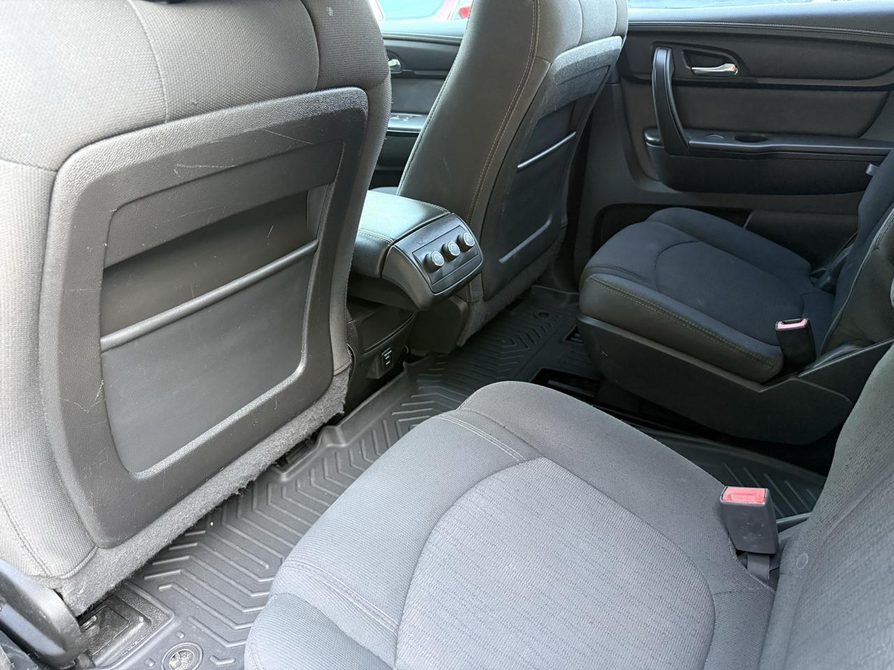 Chevrolet Traverse 1LT FWD 2015