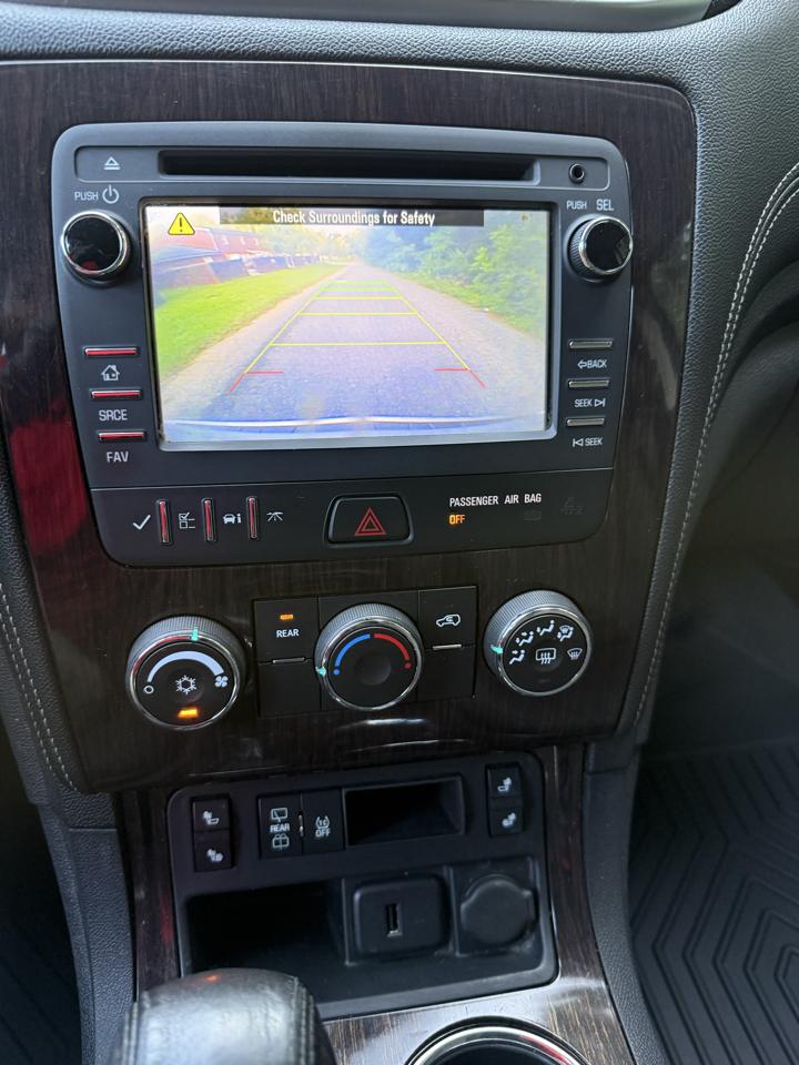 Chevrolet Traverse 1LT FWD 2015