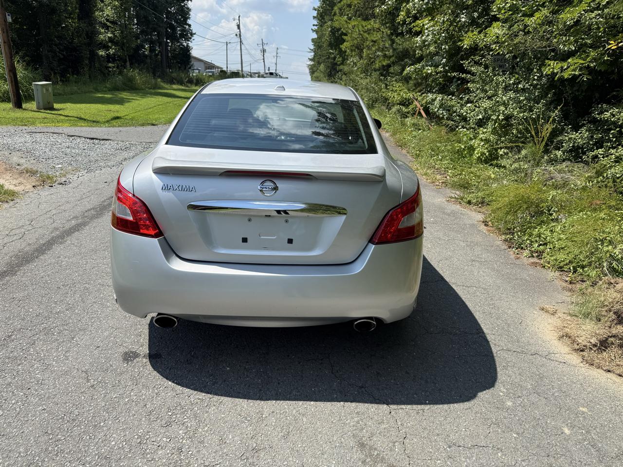 Nissan Maxima SV 2011