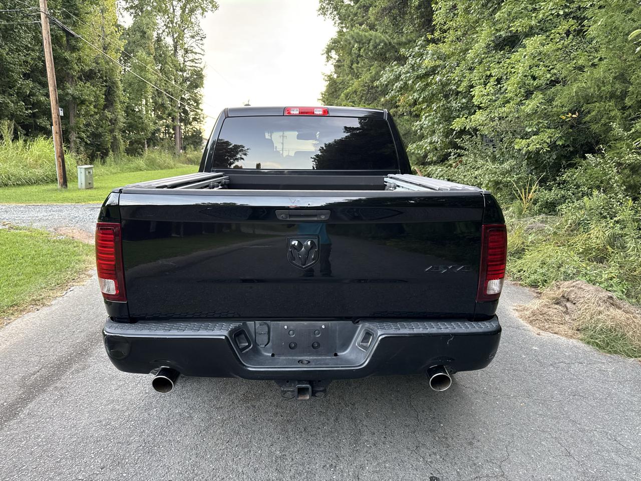 RAM 1500 4WD Quad Cab 140.5" Express 2014