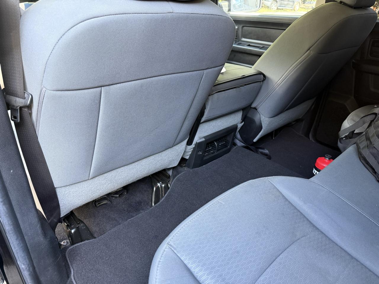 RAM 1500 4WD Quad Cab 140.5" Express 2014