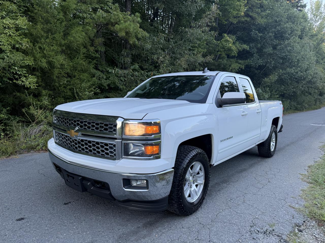 Chevrolet Silverado 1500 4WD Crew Cab 143.5" LT 2015