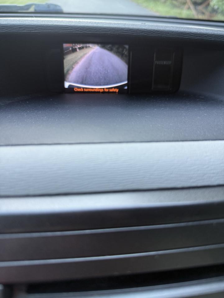 Toyota Sienna LE AWD 7-Passenger V6 2012