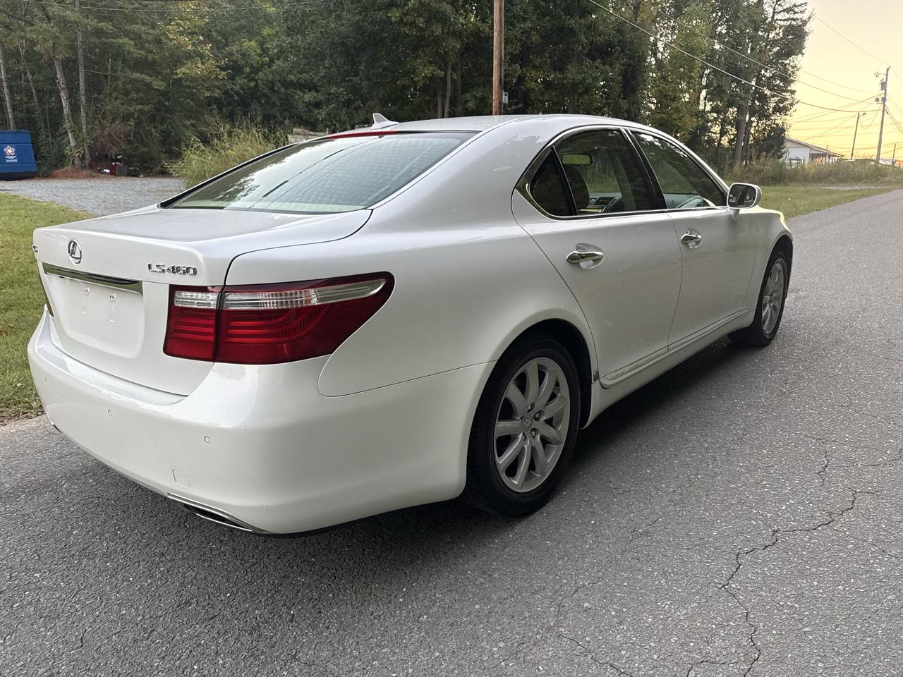 Lexus LS 460 Luxury Sedan 2007