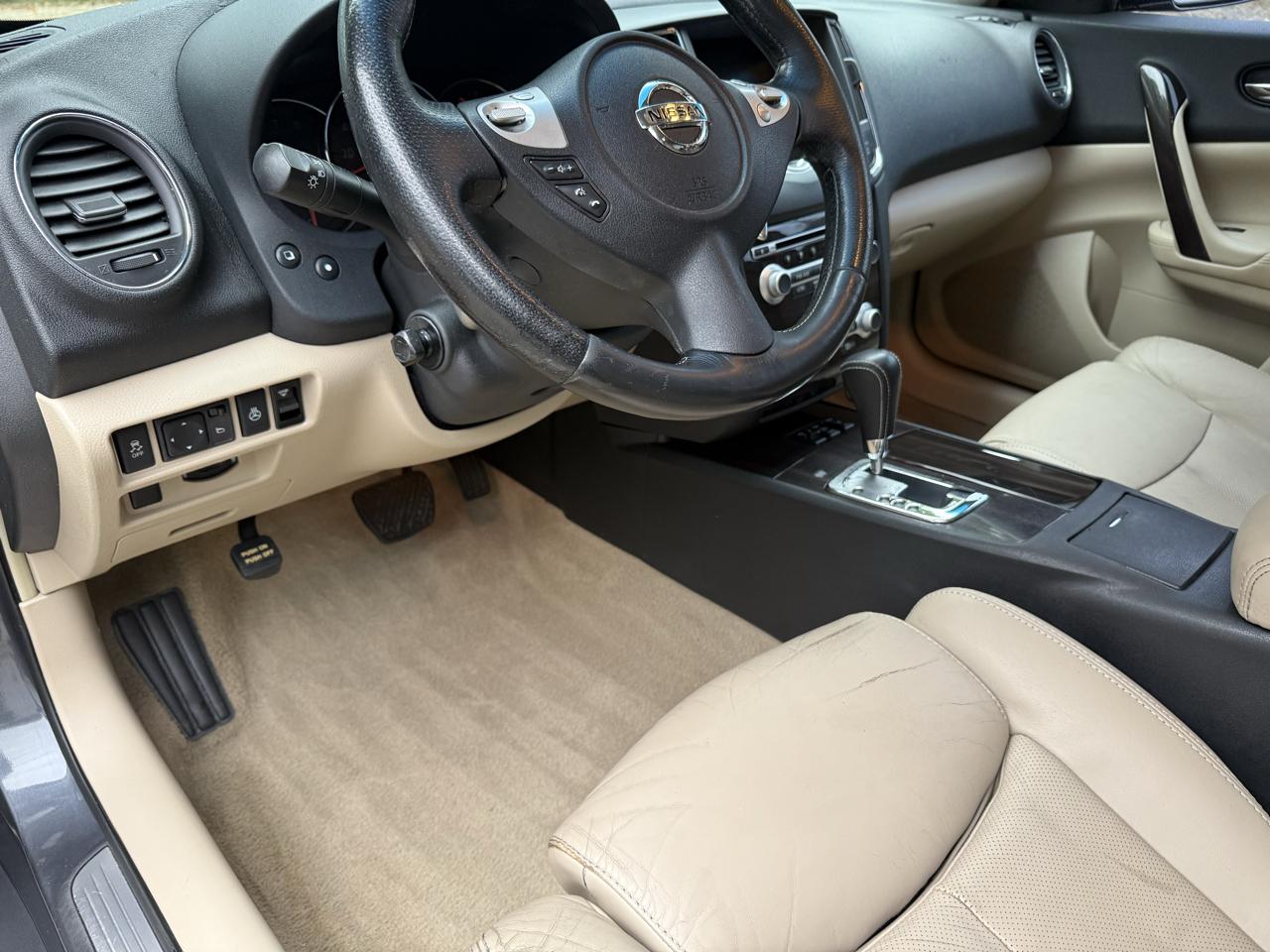Nissan Maxima 3.5 SV 2012