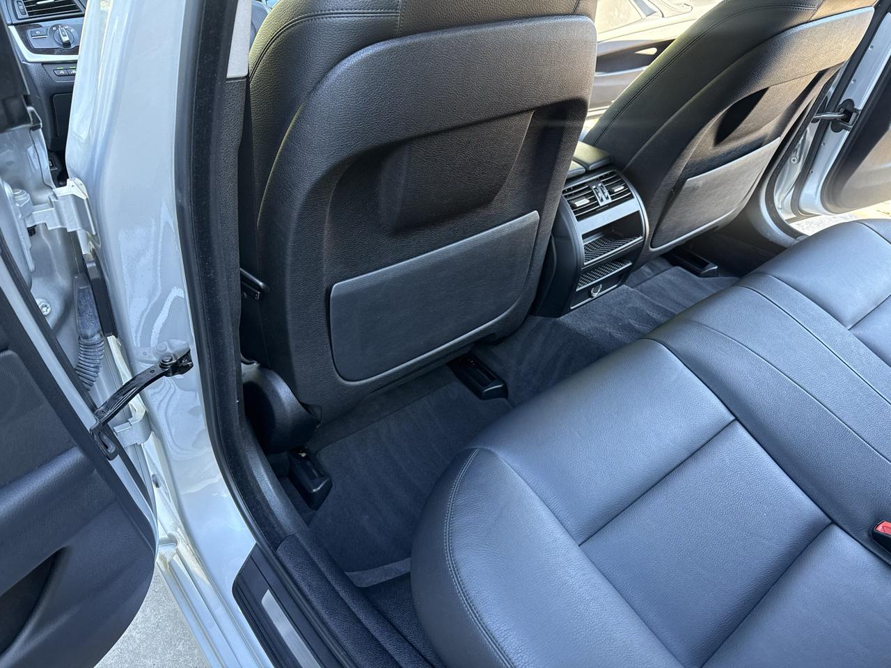 BMW 5-Series 535i 2015