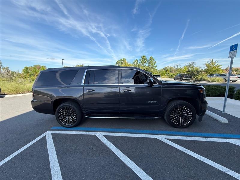 Chevrolet Suburban LT 2WD 2015