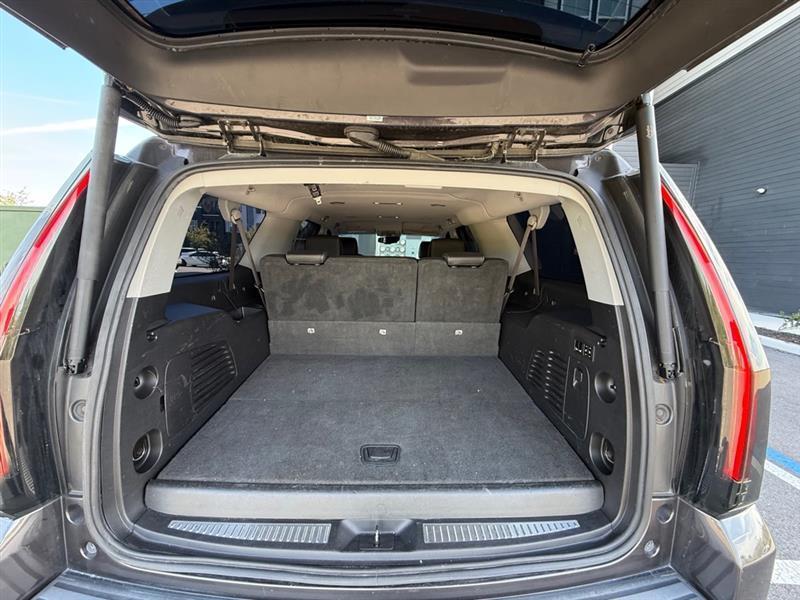 Chevrolet Suburban LT 2WD 2015
