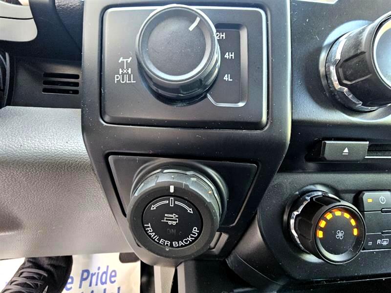 Ford F-150 XL SuperCab 8-ft. Bed 4WD 2018 Ford F-150 XL SuperCab 8-ft. Bed 4WD 2018