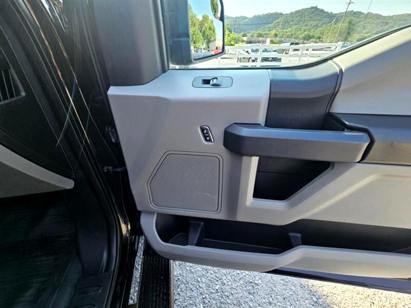 Ford F-150 XL SuperCab 8-ft. Bed 4WD 2018 Ford F-150 XL SuperCab 8-ft. Bed 4WD 2018