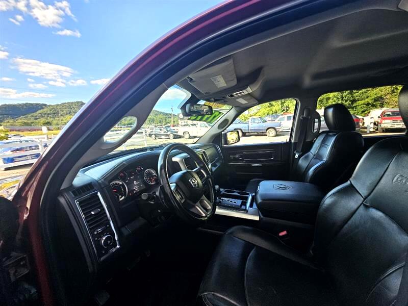 RAM 1500 Laramie Crew Cab SWB 4WD 2013 RAM 1500 Laramie Crew Cab SWB 4WD 2013