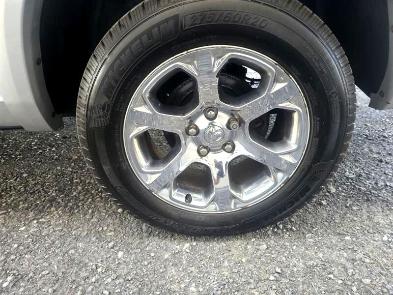 RAM 1500 Laramie Crew Cab SWB 4WD 2013 RAM 1500 Laramie Crew Cab SWB 4WD 2013