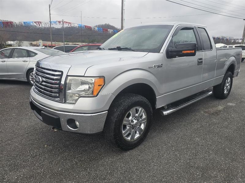 2012 Ford F-150 XL SuperCab 8-ft. Bed 4WD