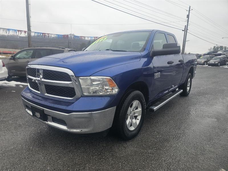 RAM 1500 Tradesman Quad Cab 4WD 2016