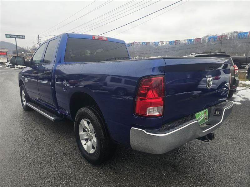 RAM 1500 Tradesman Quad Cab 4WD 2016