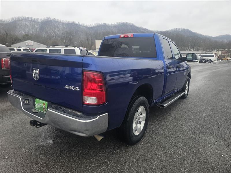 RAM 1500 Tradesman Quad Cab 4WD 2016