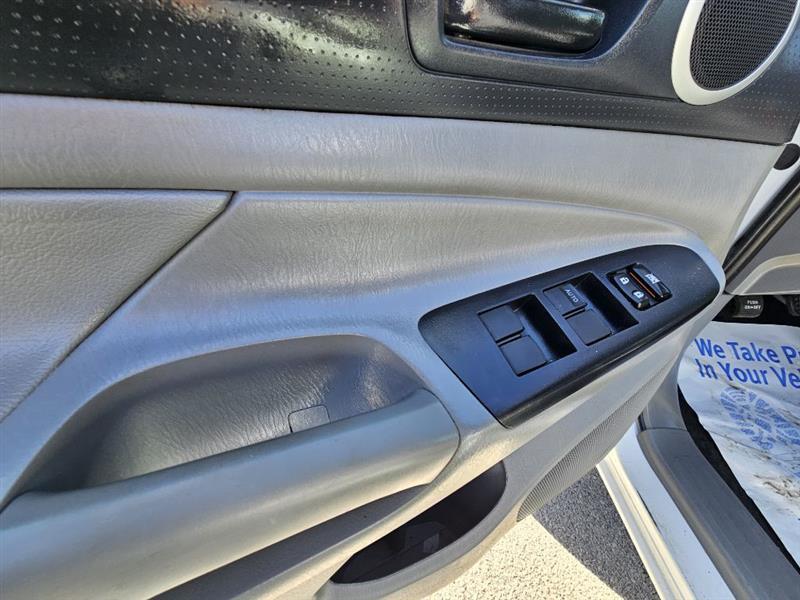 Toyota Tacoma Double Cab Long Bed V6 Auto 4WD 2012