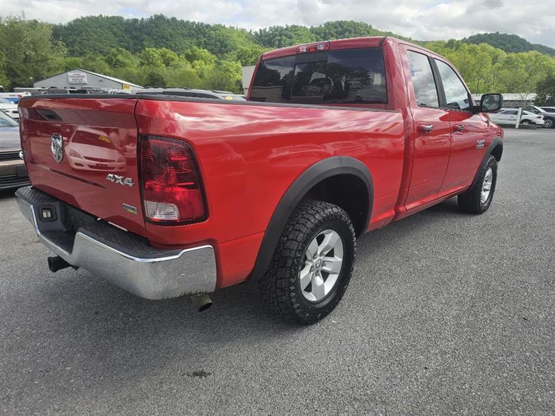 RAM 1500 SLT Quad Cab 4WD 2013