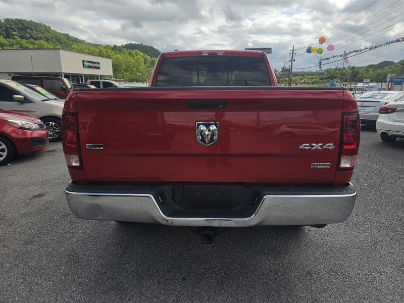 RAM 1500 SLT Quad Cab 4WD 2013
