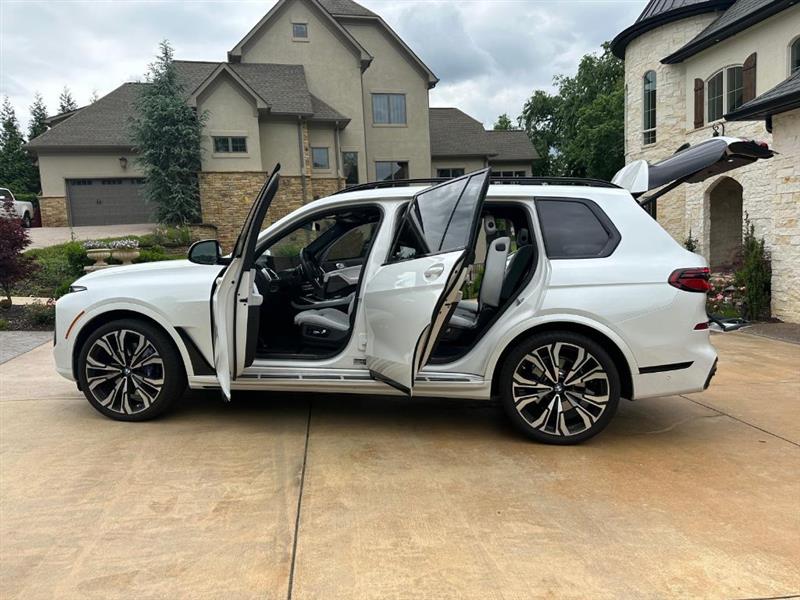 BMW X7 xDrive40i 2024 BMW X7 xDrive40i 2024