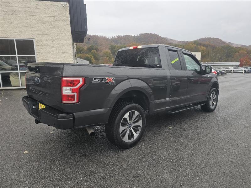 Ford F-150 XLT SuperCab 8-ft. Bed 4WD 2020 Ford F-150 XLT SuperCab 8-ft. Bed 4WD 2020