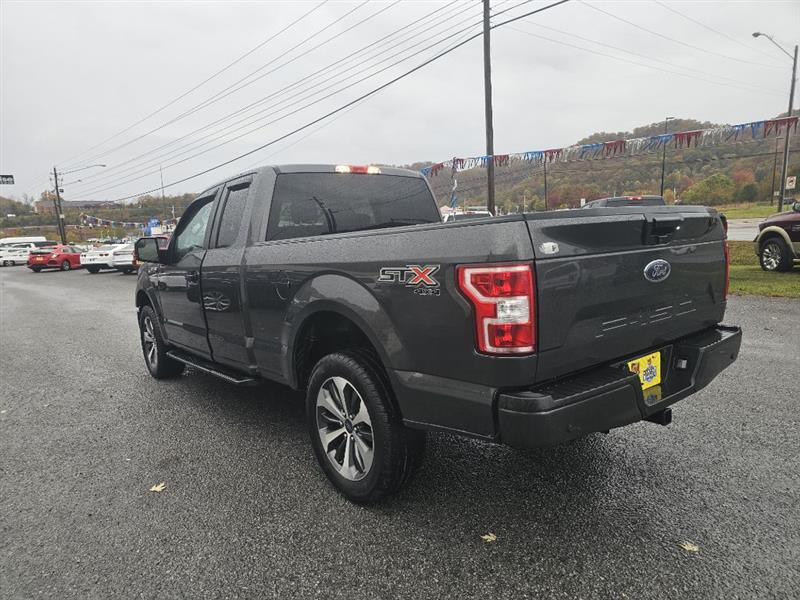 Ford F-150 XLT SuperCab 8-ft. Bed 4WD 2020 Ford F-150 XLT SuperCab 8-ft. Bed 4WD 2020